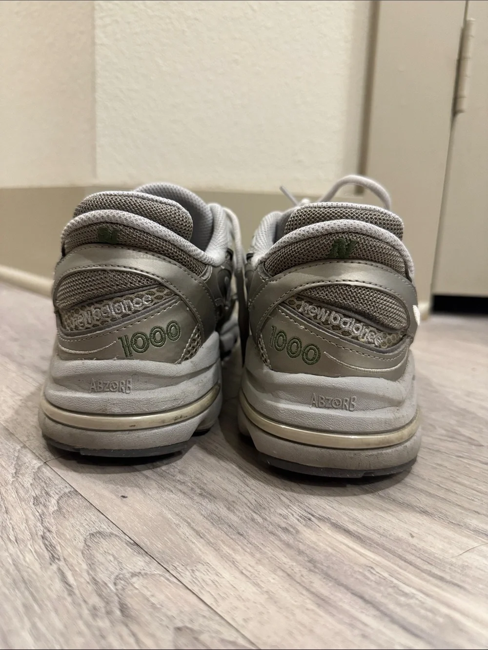 New Balance Sneakers in Light Gray